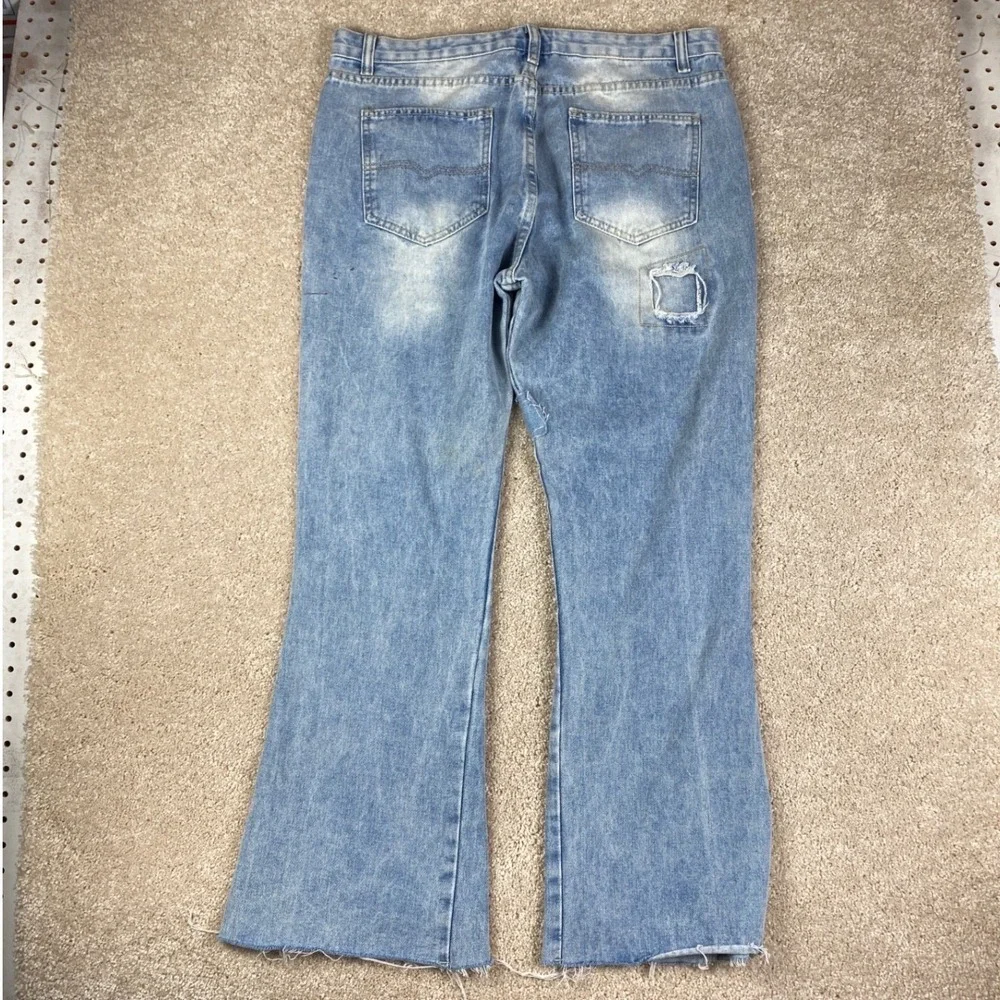 Gallery Dept Art on Display Distressed Flare‎ Jeans Light Wash Women XL 36x30